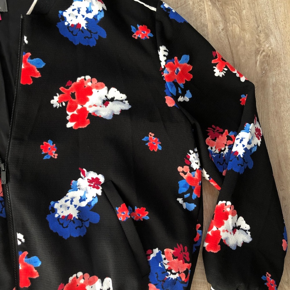 Flowered Bomber jacket - Picture 2 of 2